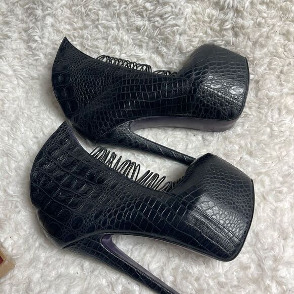 London Trash LT Crime leather Black reptile embossed stiletto platform heels SZ7 - Picture 5 of 11
